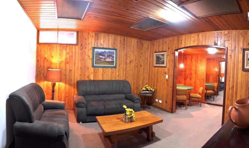 Hotel Regina Campos do Jordão