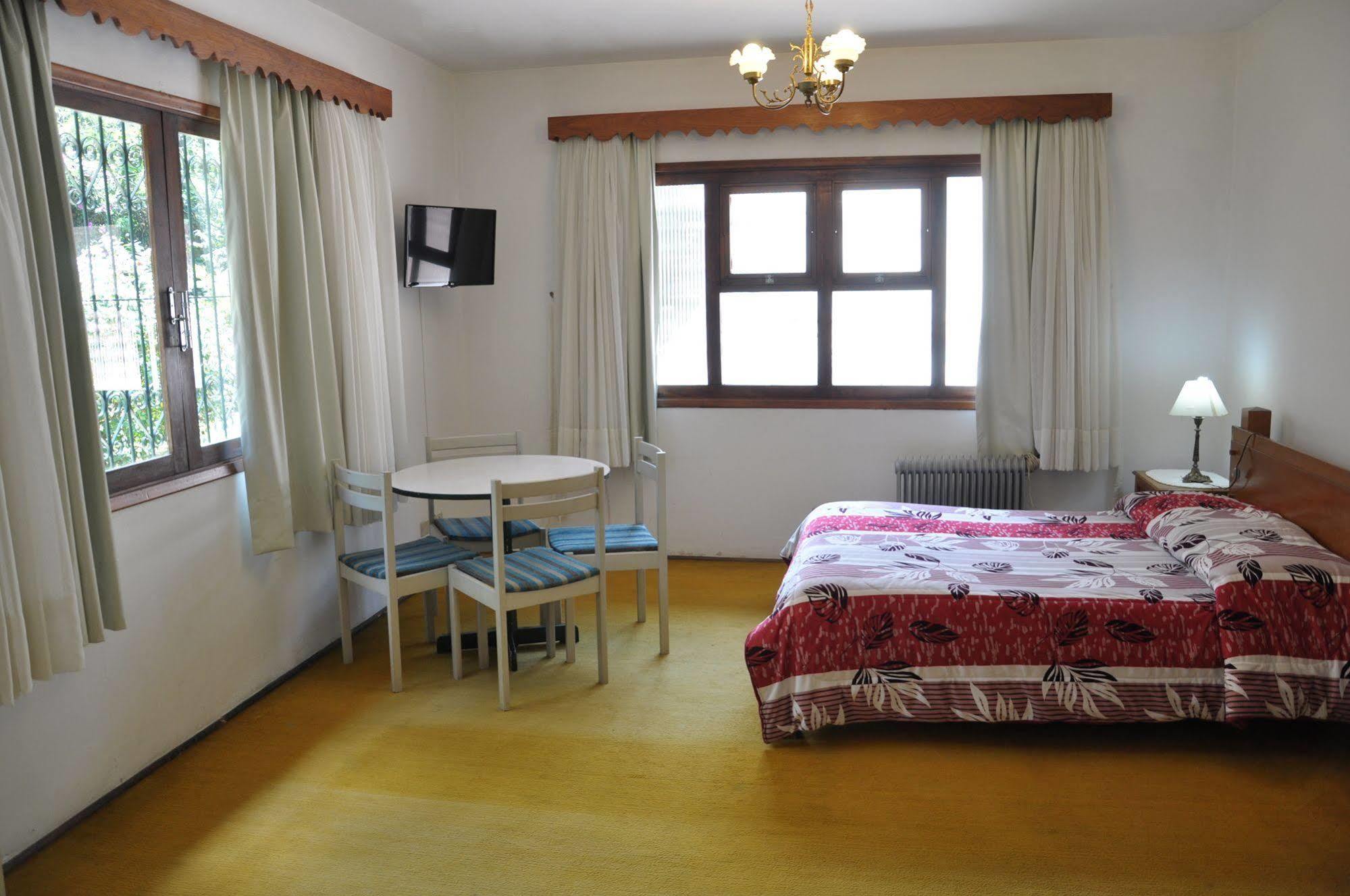 Hotel Regina Campos do Jordão